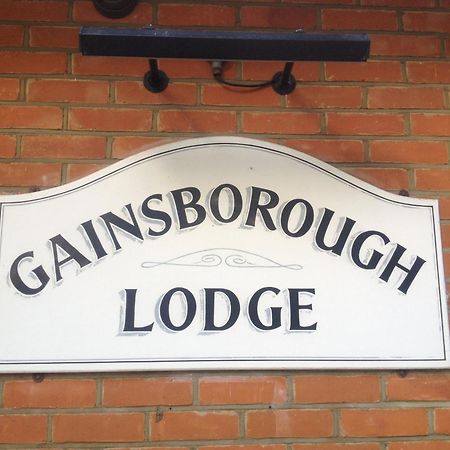 Gainsborough Lodge Horley Exterior photo