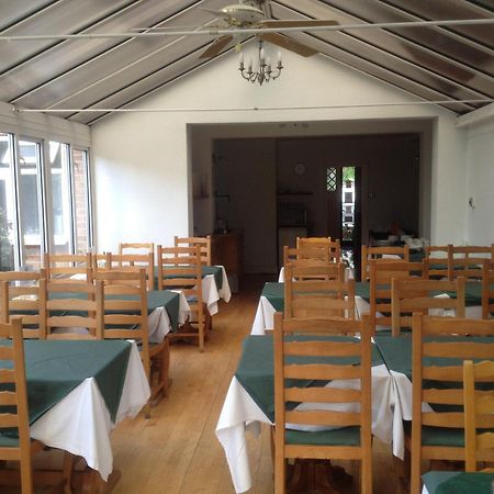 Gainsborough Lodge Horley Restaurant photo